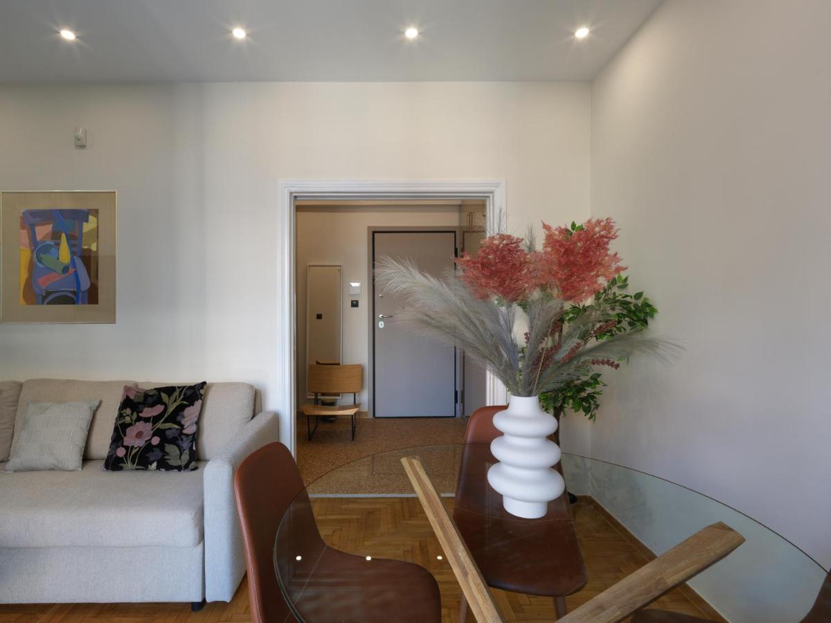 Metro Fix Apartment Athene Buitenkant foto